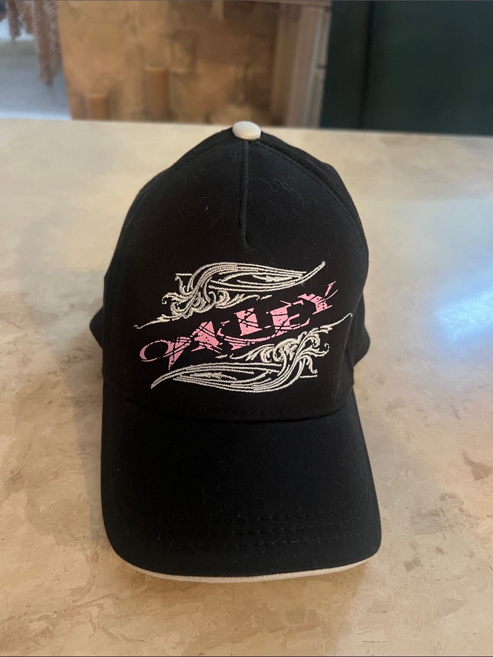 Oakley Black Baseball Cap with Pink and White Embroidery - A Flex -  Size S/M